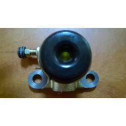 Cylinderek hamulcowy lewy Zetor 16227919