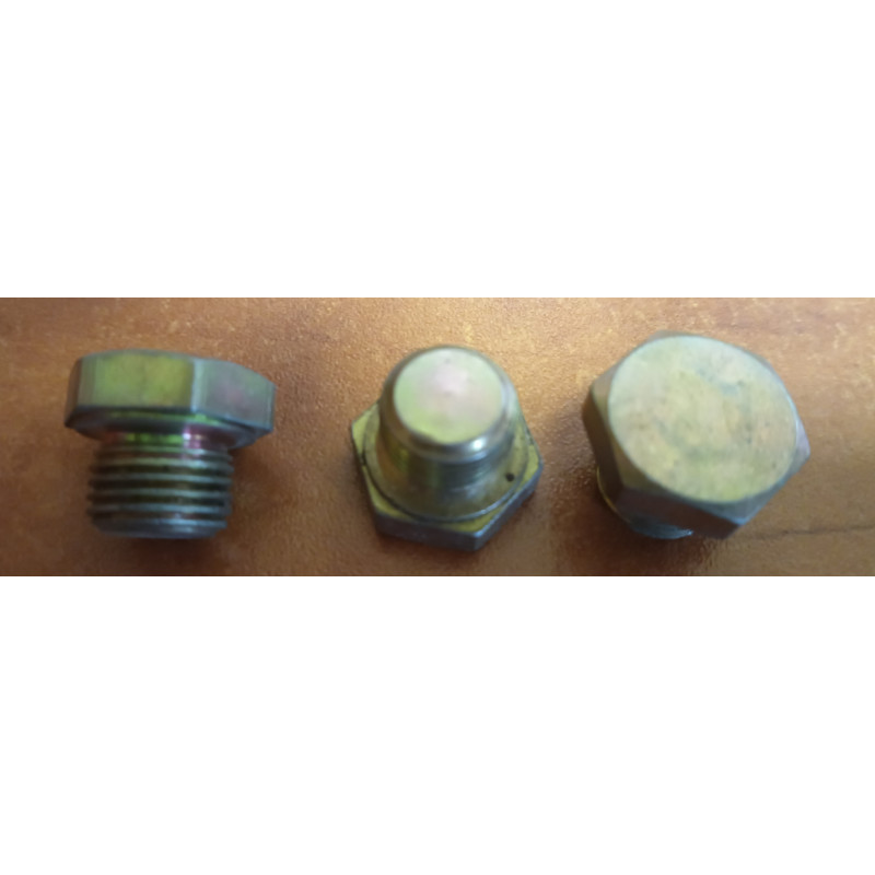 Korek filtra paliwa MF 1871779M1 Korek filtra paliwa MF 1871779M1