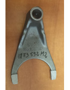 Widełki 3 biegu MF 1873532M2