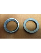 Pierścień dystansowy wału korbowego MF 0330811