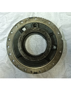 Pokrywa lewa tylnego mostu MF 1860885M1