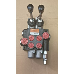 Rozdzielacz hydrauliczny dwusekcyjny AK44