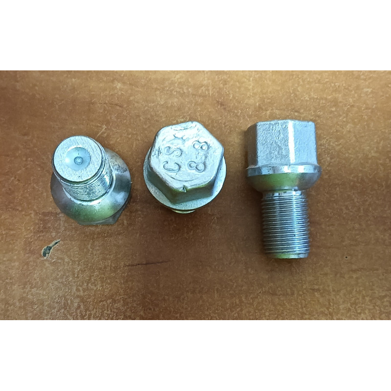 Śruba koła Sipma 0653-134-005ZN, 0653134005ZN, M18-1,5*25-8.8B Śruba koła Sipma 0653-134-005ZN, 0653134005ZN, M18-1,5*25-8.8B