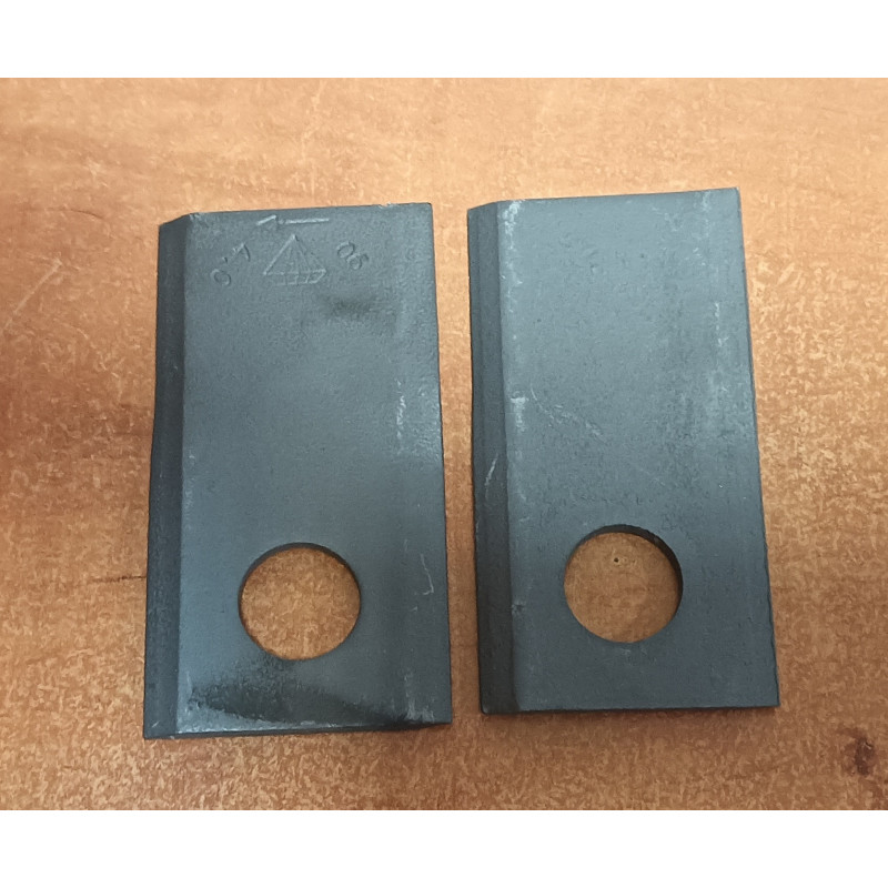 Nóż kosiarki rotacyjnej Kramp 001448251KR, 90*50*4