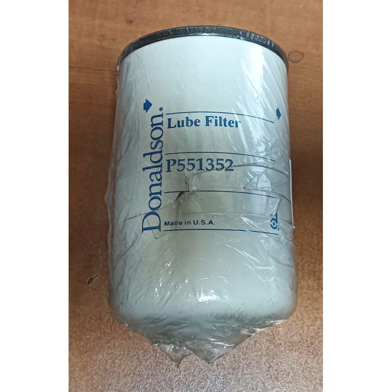 Filtr oleju LF3703, RE59754, P551352, SO10006