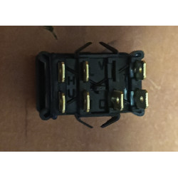 Przełącznik klawiszowy ZEM402 E002226