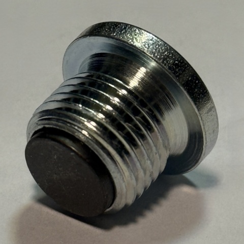 Korek z magnesem 56207000 KUHN